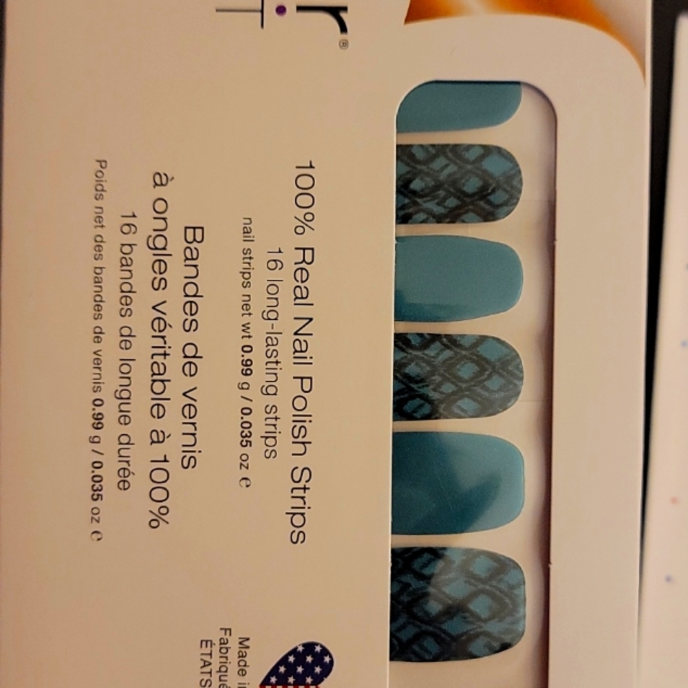 Color street " snake my day " nail set